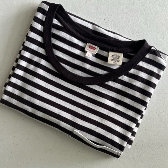 COPY - Levi's Small Navy/White Stripe T-shirt - Picture 1 of 10